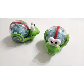 Smiki, Hlemýžď, chrastítko