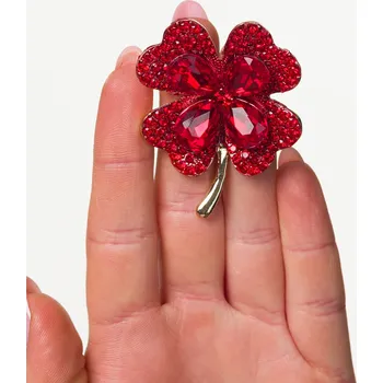 Brož Elegantní Zlatá Brož Čtyřlístek zdobená Kubickými Zirkony, Šperkařská Slitina, 4x5.1 cm