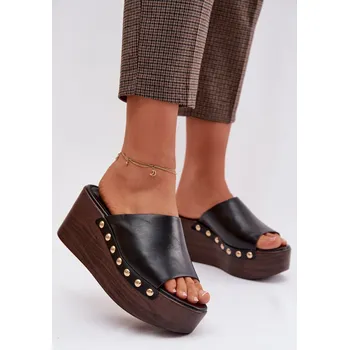 Dámské sandále Dámské sandály na platformě a platformě se zlatými sponami Černé Farinelle 36