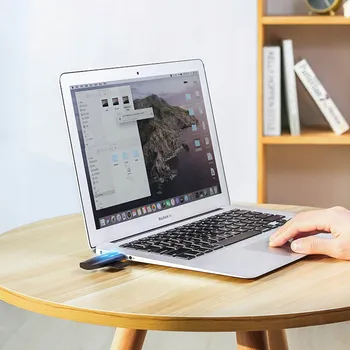 Příslušenství pro datový nosič ADAPTÉR 2 USB-A USB-C ZÁSUVKY ČTEČKA KARET SD A MICRO SD ČERNÝ