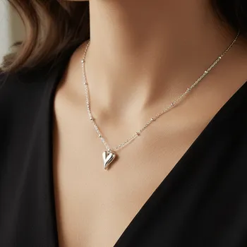 Náhrdelník Jemný a romantický náhrdelník Srdce sblížení z chirurgické oceli č. 1941