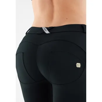 Dámské kalhoty Freddy kalhoty WR.UP v černé barvě, DIWO materiál, normální pas, superskinny střih Vybraná velikost: XXXL