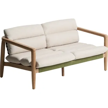 Zahradní pohovka Kave Home Dřevěná zahradní pohovka Menfi 136 cm s polštáři a výpletem