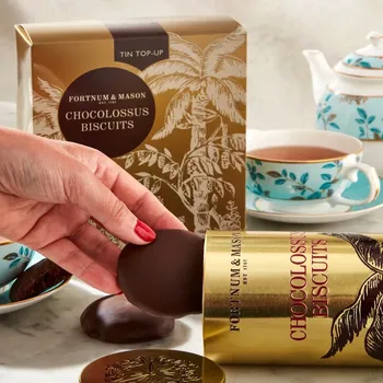 FORTNUM & MASON sušenky CHOCOLOSSUS 600g doplňovací balení v krabičce