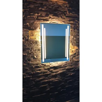 Zrcadlo Zrcadlo LED Susanna | 50x70 cm | Spínač na stěnu | 3 LED | Vyrobeno v PL