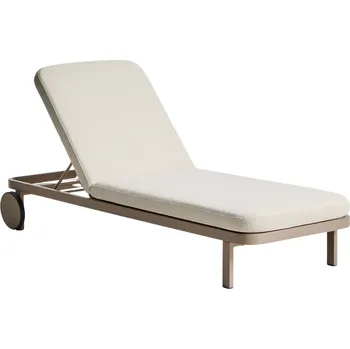 Zahradní lehátko Kave Home Béžové hliníkové zahradní lehátko Kionia