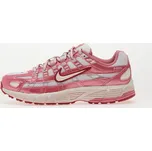 Tenisky Nike W P-6000 Summit White/ Silt Red-Peony-Team Crimson EUR 37.5