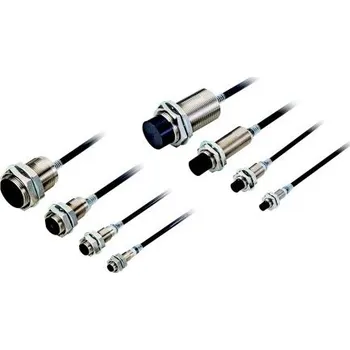 Magnetický snímač přiblížení 10 mm NC Válcový M12 x 1 3 → 100 mA 10 → 30 V DC IP67 200Hz