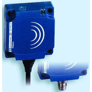 Indukční snímač 15 mm PNP-NO Blok 100 mA 12 → 24 V dc IP67 2kHz