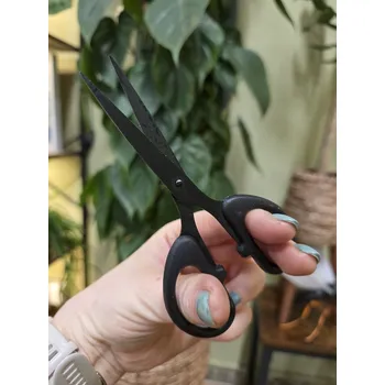 Nůžky černé na přesný střih (dvojsečné)