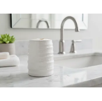 WC štětka Koupelnový hrnek s reliéfem DANILO bílá 8,2 x 8,2 x 11 cm 733710