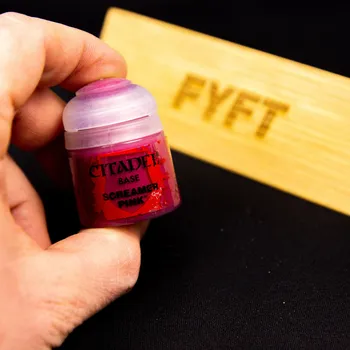 Citadel Base: Screamer Pink 12ml - barva na figurky miniatury