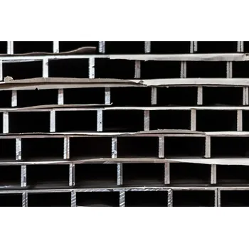 Stavební materiál Hliníkový U profil 40×40×40×2 mm