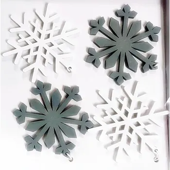 Vánoční dekorace Vánoční přívěsky sněhové vločky 2 bílé 2 šedé OUTLET