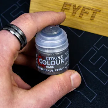 Citadel Base: Iron Hands Steel 12ml - barva na figurky a miniatury