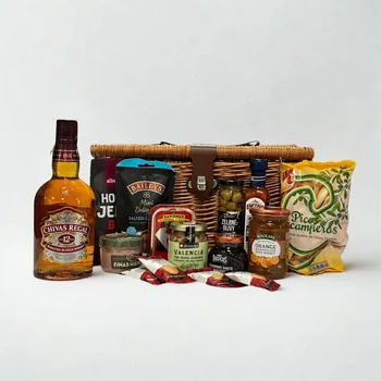 Dárkový potravinový koš Dárkový Piknikový Koš s Alkoholem - Chivas Regal 12y 0,7l 40%