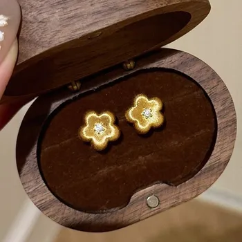 Náušnice Dámské náušnice středního věku, stříbro S925, zlato