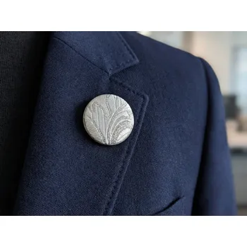 Brož Luxusní brokátová buttonková brož stříbrná