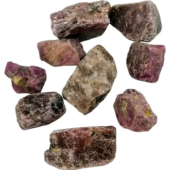 Přírodní kámen Rubín přírodní krystaly v b kvalitě 4-12g (cena za 1 ks)