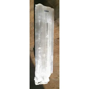 Přírodní kámen Obří selenitový krystal 3,7 kg – 43 cm, silný energetický kámen