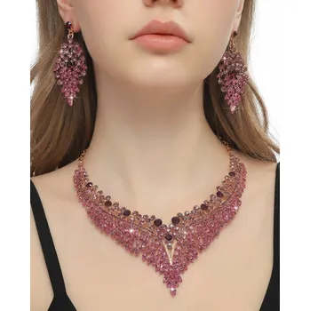 Souprava šperků B-TOP Výrazný náhrdelník a náušnice ve zlatém tónu s fialovými krystaly