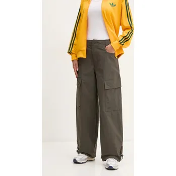 Kalhoty adidas Originals Essential JD4785 zelená 87X, vel. 40