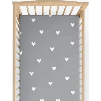 Prostěradlo Bavlněné napínací prostěradlo do dětské postýlky - Srdíčka na šedém 60 x 120 cm