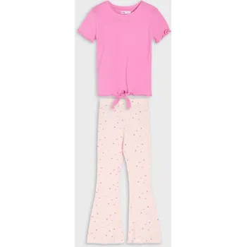 Oblečení a móda Sinsay - Set trička s krátkým rukávem a kalhot - vícebarevná - 8205E-MLC - 8205E-MLC-140