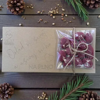 Nutworld.cz Dárková kazetka SLADKÁ - Mandle Malina 50g