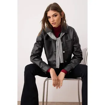 Dámská vesta Bunda trendyol Schwarz 8672643 XL