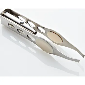 Péče o řasy a obočí Pinzeta s LED osvětlením bílá 15,3 x 6,5 x 1,5 cm