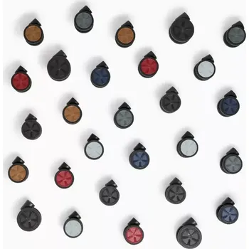 Příslušenství k zavazadlu PORSCHE DESIGN Wheel Set M/L Roadster Trolley Set náhradních koleček pro zavazadla Roadster Trolley (Sada koleček v barvách Porsche pro úpravu zavazadla Roadster Trolley M a L od Porsche Design. Kompatibilní s řadami Roadster Aluminium a Roadster Hardcase