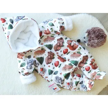 Kojenecká kombinéza AMÁLKA Zateplená kombinéza, zvířátka v lese Velikost: 50-56