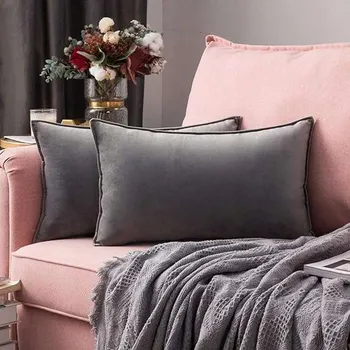Povlak na polštářek Dekorační povlak na polštář ze sametu 30x50 cm Sada 2 ks Šedá barva