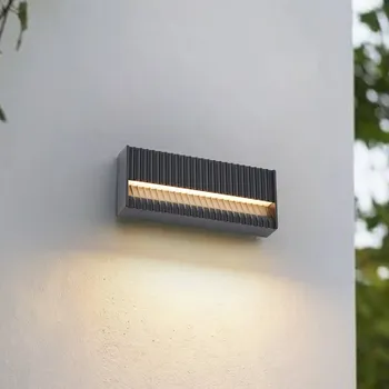 Venkovní osvětlení Lucande LED venkovní nástěnné svítidlo Tavion, 25 cm, antracitová, IP65 - Nástěnný držák – šířka 24 cm, výška 5,5 cm, hloubka 1,5 cm LED 10,8 W celkem - Doprava zdarma