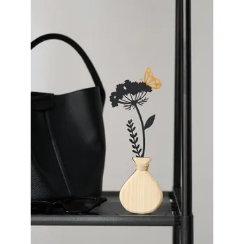 Sinsay - Stojící květinová dekorace s motýlem - černá - 070II-99X - 070II-99X-ONE