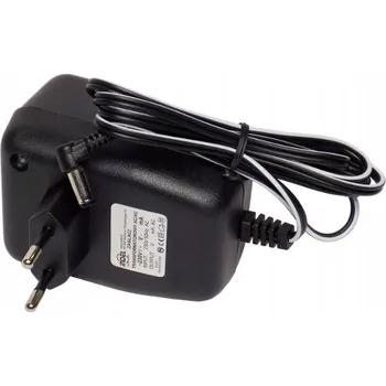 AC ADAPTÉR 9V/1300mA