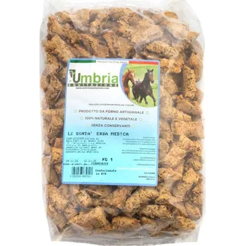 Krmivo pro koně Pamlsky Umbria Equitazione Vojtěška (1kg)