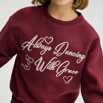 Dívčí oblečení Reserved - Mikina s kapucí a vyšívaným nápisem - hnědá - 250FA-83X - 250FA-83X-U15