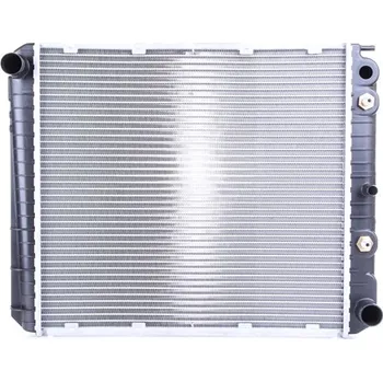 Chladič motoru Chladič, chlazení motoru NISSENS 65544A