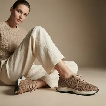 Dámské sandále Dámské hnědé tenisky z prodyšné textilie Letizia Velikost: 39