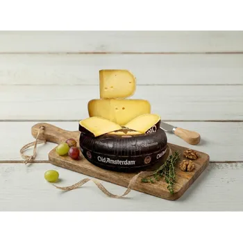 Old Amsterdam Hmotnost: 151g - 155g