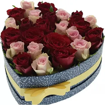 umělá květina Krabička růží MADAM BISOU modrá 24x10cm