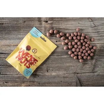 Čokoláda Čokoládovna Lyra LYRA WE'RE NUTS - SLEVA EXPIRACE - Piemontské lískové ořechy v mléčné čokoládě