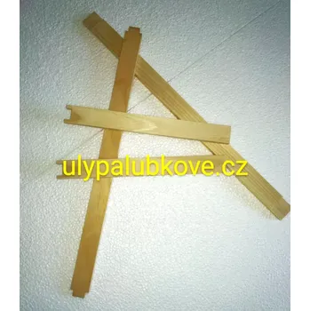 rámkové přířezy vrtané borovice 39x24 (1 rámek)