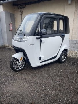 Elektromobil - Elektrická tříkolka Leramotors E1 Bílá, Barva červená Leramotors