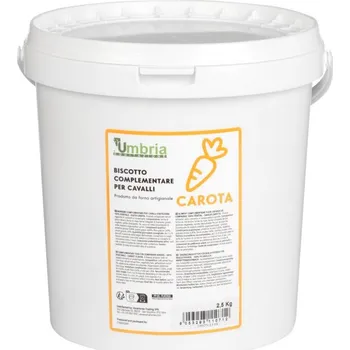 Krmivo pro koně Pamlsky Umbria Equitazione Mrkev (2,5 kg)