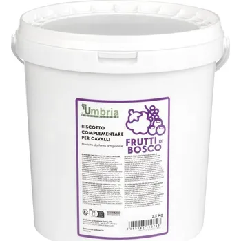 Krmivo pro koně Pamlsky Umbria Equitazione Lesní plody (2,5 kg)