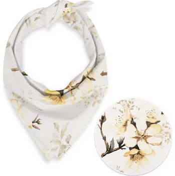 Šátek Bavlněný šátek Sandra SA-582 Žluté květy s větvičkami na bílém 45 x 45 cm