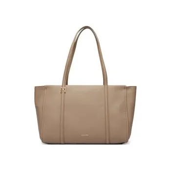 Kabelka Kabelka Calvin Klein Emblem Hw Pebble Tote LV04F3424G Béžová OS